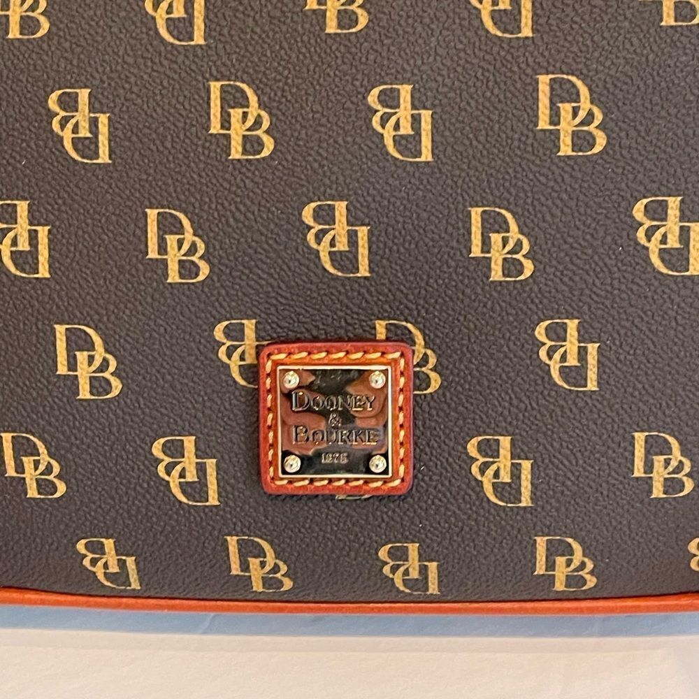 HP 🎉 Dooney & Bourke Gretta Slim Crossbody bag. Color: Brown Tmoro - Picture 4 of 13